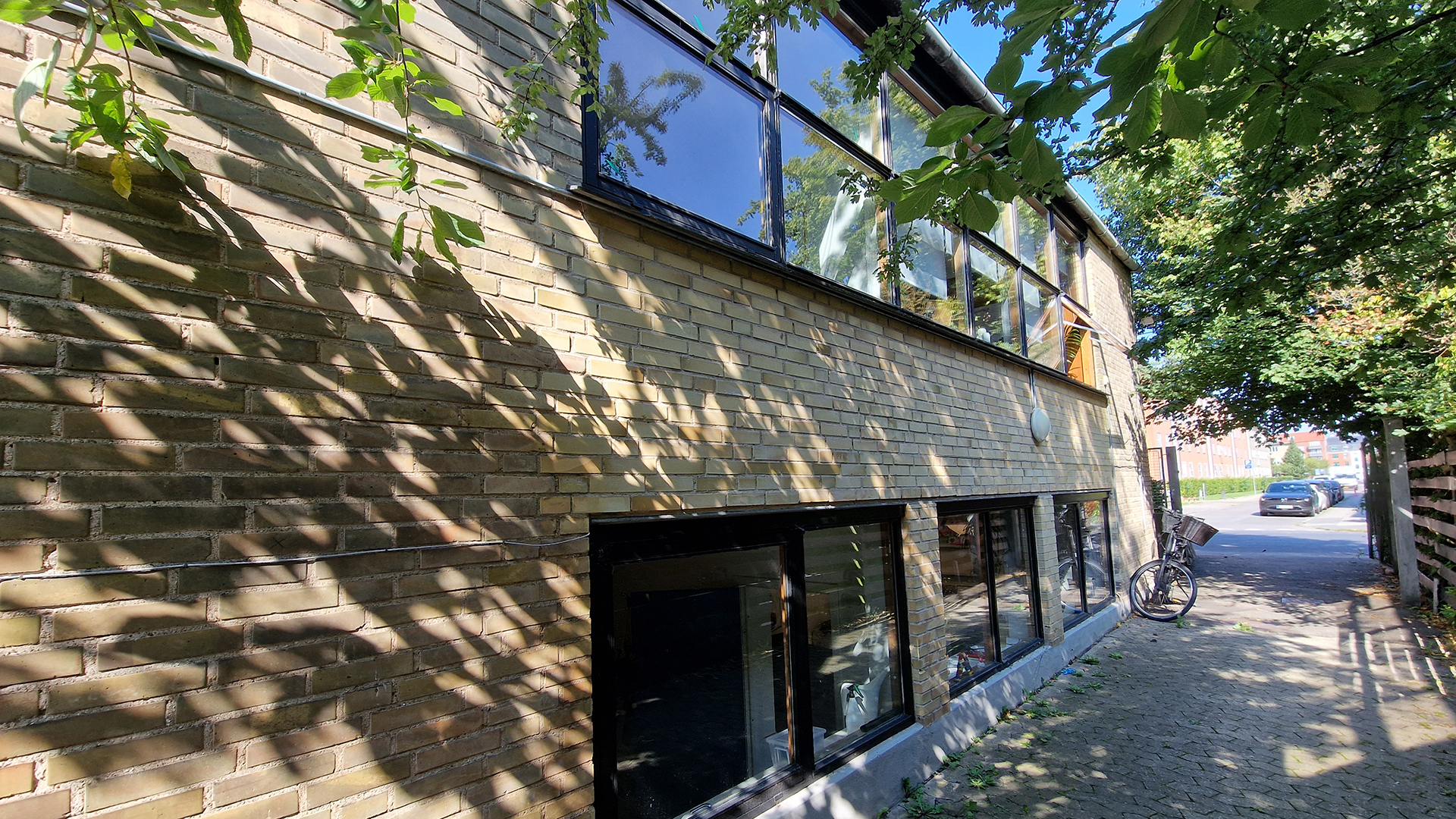 Granskning ifm. skole i Vanløse - billede af bagfacade